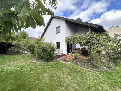 NEU! Schönes Einfamilienwohnhaus mit herrlichem Garten und Garage in Linkenheim zu vermieten!
