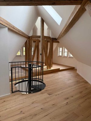 3-Zimmer Maisonettewohnung im Einzeldenkmal