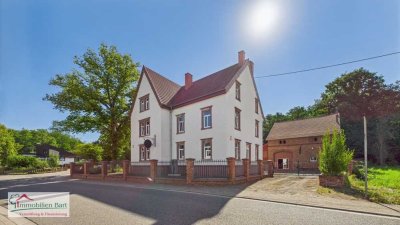 NALBACH: VILLA / BÜROGEBÄUDE AUF 30 AR!