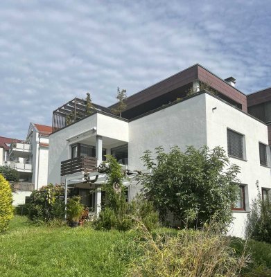 Helle 3-Zimmer-Wohnung mit Balkon in ruhiger Halbhöhenlage in Esslingen-Krummenacker