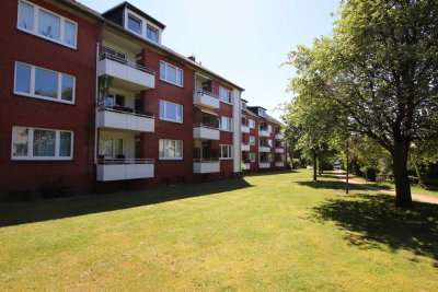 Modernisierte 2,5 Zimmer- Wohnung in Reinbek - Wentzel Dr.