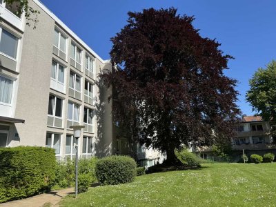 Sehr schöne 6-Raum-Etagenwohnung mit geh. Innenausstattung mit EBK in Wuppertal