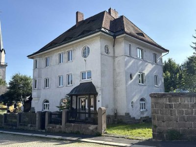 Schöne Villa mit traumhaftem Ausblick - Lage im Sanierungsgebiet - Nutzfl. ca. 470 m² - Grst. ca. 1.