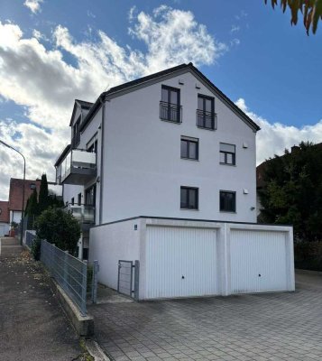 Helle 4-Zi. Dachgeschosswohnung am Lentinger Ortsrand, teilmöbliert