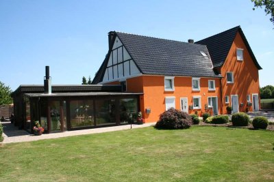 Altlünen Mehrgenerationenhaus 5WE, 3900m²,Resthof mit Tierhaltung, oder Eigentum durch Mieteinnahmen