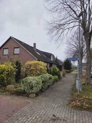 Gepflegtes Einfamilienhaus mit Wintergarten und Gartenoase in beliebter Wohngegend von Glückstadt