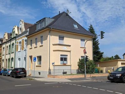 2 Zimmer-Erdgeschosswohnung (nicht barrierefrei) unweit des Zentrums
