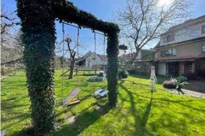 Attraktive 2-Zimmer-Wohnung mit gehobener Innenausstattung in Floh-Seligenthal