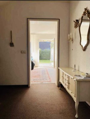 sonniges Reiheneckhaus in zentraler Lage