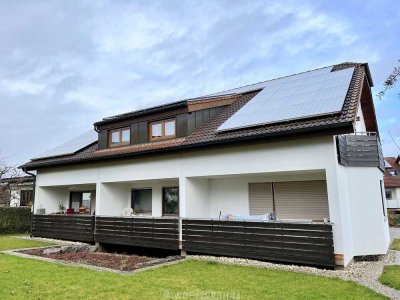 Helle 3,5 Zimmer Dachgeschosswohnung mit großzügigem Balkon und 90qm Grundfläche