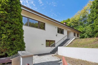 Charmantes Ein- bis Zweifamilienhaus auf weitläufigem Grundstück in attraktiver Lage von Heidenheim