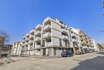 ++ KOMPAKT &amp; KOMFORTABEL ++ Zwei Zimmer mit LOGGIA