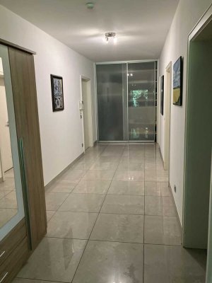 98m2 Erdgeschosswohnung mit Garten