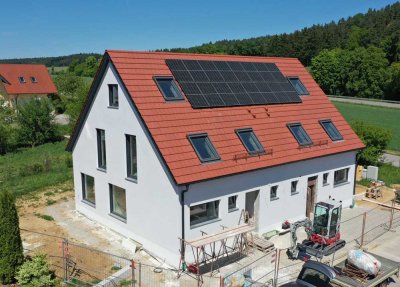 Moderne Neubau-DHH links (Erstbezug) schöne Randlage/Garten/hochwertige Bauweise in Pfaffenhofen