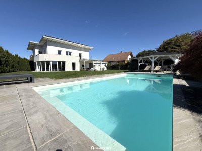 Traumhaus in Laakirchen – Großzügiges Wohnen, Sonnengarten &amp; Poolparadies