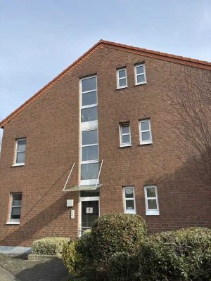 Helle Wohnung  mit Balkon in sehr ruhiger Lage