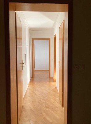 Sympathische Mieter für 65qm Wohnung gesucht!