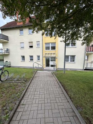 Schöne kleine Wohnung mit Stellplatz