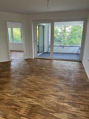 super 2-Zimmer-Whg, sehr ruhig, mit Loggia, gehobene Ausstattung