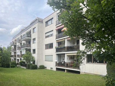 Großzügig geschnittene 3-Zimmer-Wohnung im Hochparterre in Friedrichsdorf | Balkon + PKW-Stellplatz