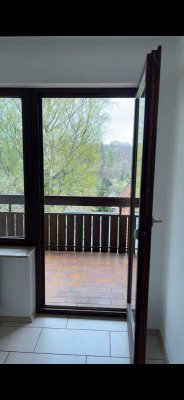 Freundliche 2,5-Zimmer-Wohnung mit Balkon in Altensteig