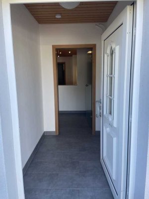 Ansprechende 2-Zimmer-EG-Wohnung mit Einbauküche im Landkreis Karlsruhe