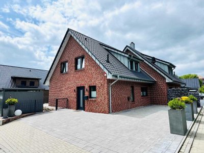 Moderne Doppelhaushälfte/ gehobene Ausstattung in idyllischer Lage – Perfekt für Familien & Paare