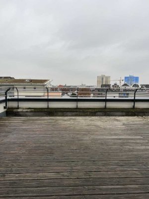 Tolle 2 Zimmer mit großer Terrasse