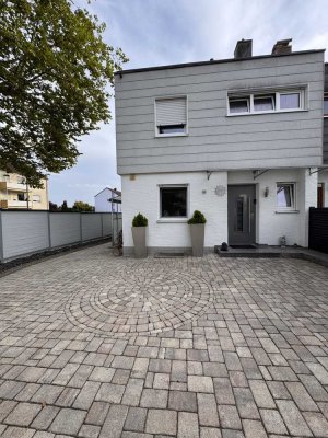 Geräumige 5-Raum-Doppelhaushälfte in Wassertrüdingen