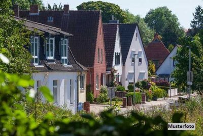 Mehrfamilienhaus mit 5 Wohnungen als Investitionsanlage - provisionsfrei