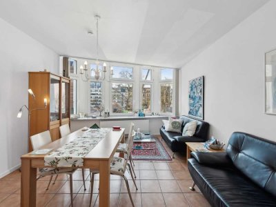 Helle, großzügige 3-Zimmerwohnung mit Balkon im Zentrum von Köln