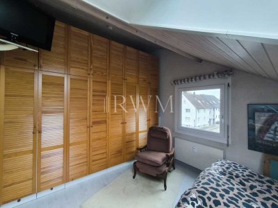 Ideal für Singles oder Paare! 2,5-Zimmer-Dachgeschosswohnung in Südausrichtung