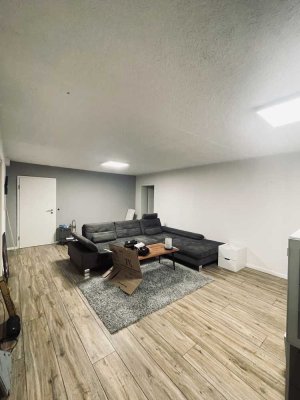 2-Zimmer-Einliegerwohnung mit separatem Eingang & Terrasse in Riedstadt-Erfelden