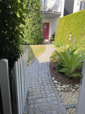 Hochwertiges Reihenmittelhaus in Sonnenlage von Taufkirchen!