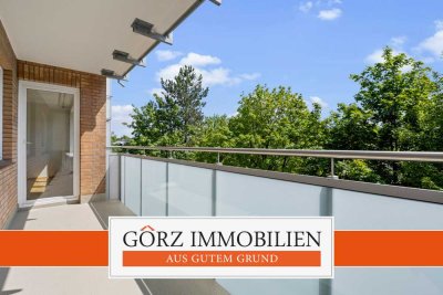 ***RESERVIERT***  Helle Eigentumswohnung mit EBK und großem Balkon