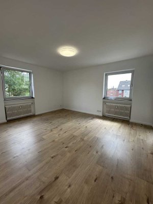 Sanierte 2 Zimmer Wohnung mit Balkon
