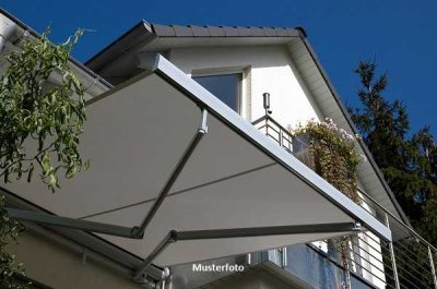 Beidseitig angebautes Einfamilienhaus nebst Scheune