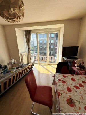 Lichtdurchflutetes 2-Raum -Appartement an der RÜ