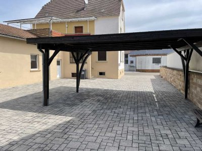 Geräumiges Wohnhaus mit Hof und Traumgarten - Mehrgenerationenwohnen möglich und Bauoption im Garten