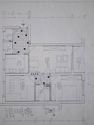Attraktive, komplett sanierte Drei-Zimmer-Wohnung