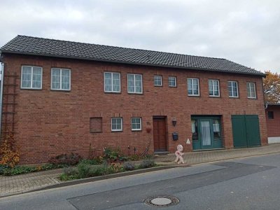 Gepflegte 4-Zimmer-Wohnung mit Balkon in Nörvenich