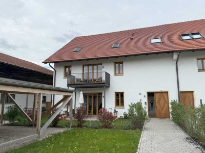 Moderne 4-Zi.- Obergeschosswohnung mit Balkon