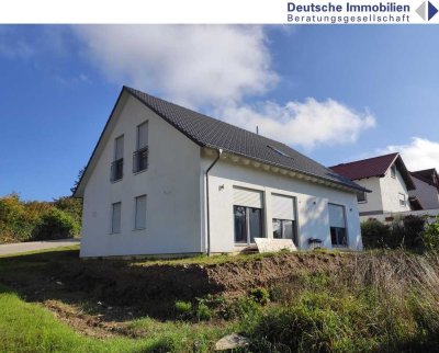 Einfamilienhaus -nicht ganz fertiggestellt- in Nennslingen!