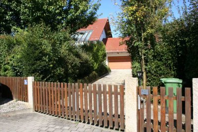 Hochwertige Villenhälfte mit ELW - Niederenergie