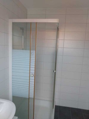 Freundliche und gepflegte 2,5-Raum-DG-Wohnung in Hördt