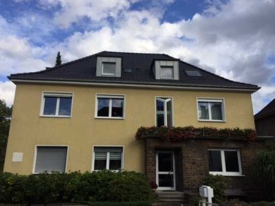 Schöne ruhig gelegene 2 1/2 Dachgeschoss Wohnung in bevorzugter Waldrandlage von Essen Haarzopf