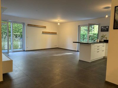 Loft-Gartenwohnung in Aichach aus 2020 - sofort frei!