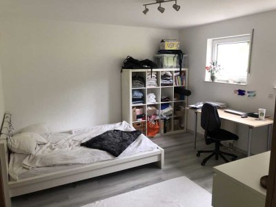 Helle 1-Zimmer Wohnung zur Untermiete (06.09.25-27.12.25)