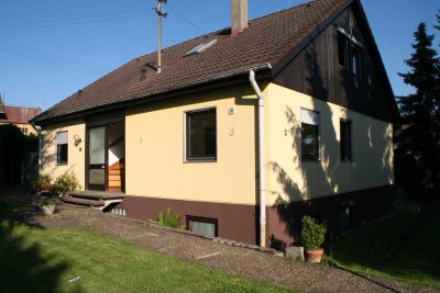 Attraktive 3-Zimmer-Erdgeschosswohnung mit Terrasse und Garten in Knittlingen