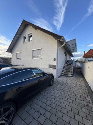 Attraktives Zweifamilienhaus